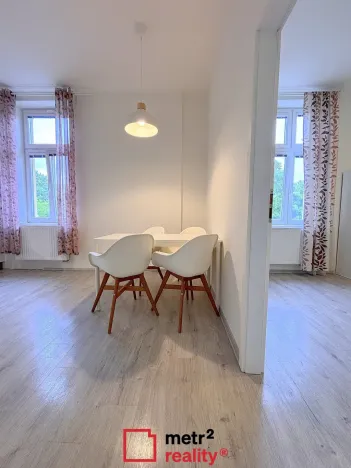 Pronájem bytu 1+kk, Olomouc, Dobrovského, 50 m2