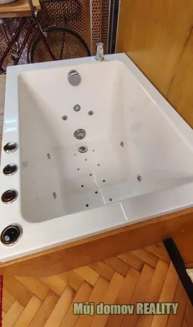 Pronájem bytu 1+kk, Praha - Nové Město, Hálkova, 31 m2