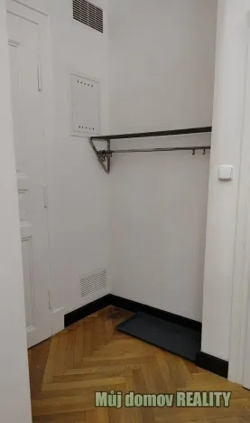 Pronájem bytu 1+kk, Praha - Nové Město, Hálkova, 31 m2