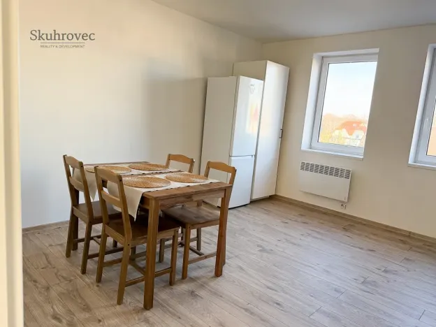 Pronájem bytu 3+kk, Nymburk, Komenského, 65 m2