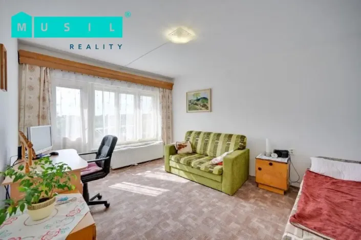 Prodej vícegeneračního domu, Dzbel, 3757 m2