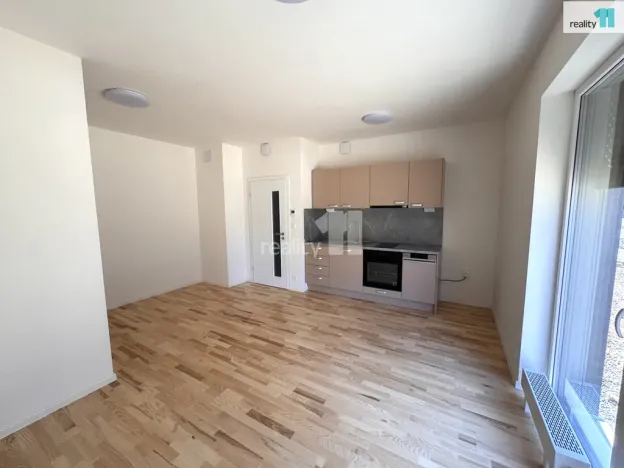 Pronájem bytu 1+kk, Dobřichovice, Pražská, 35 m2