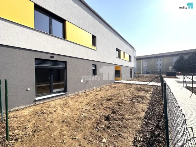 Pronájem bytu 1+kk, Dobřichovice, Pražská, 35 m2