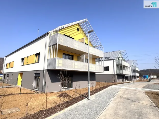 Pronájem bytu 1+kk, Dobřichovice, Pražská, 35 m2