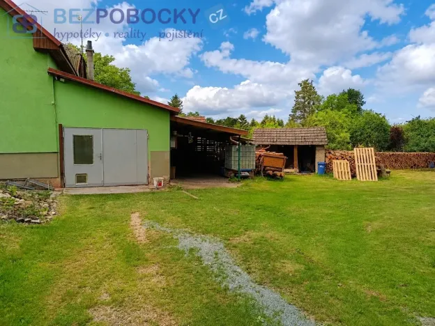 Prodej rodinného domu, Kladruby nad Labem, 188 m2