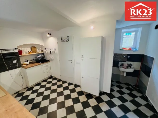 Pronájem kanceláře, Mariánské Lázně, Tyršova, 58 m2