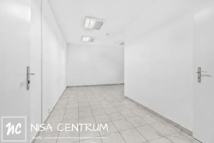 Prodej obchodního prostoru, Jablonec nad Nisou - Mšeno nad Nisou, F. L. Čelakovského, 90 m2