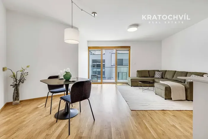 Prodej bytu 2+kk, Praha - Smíchov, Grafická, 70 m2