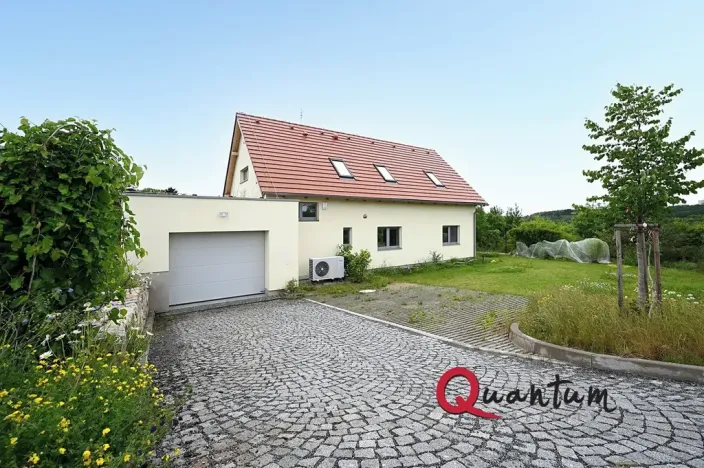 Pronájem kanceláře, Praha - Holyně, Za Knotkem, 79 m2