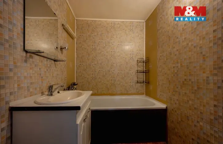 Prodej bytu 3+1, Bruntál, Jaselská, 75 m2