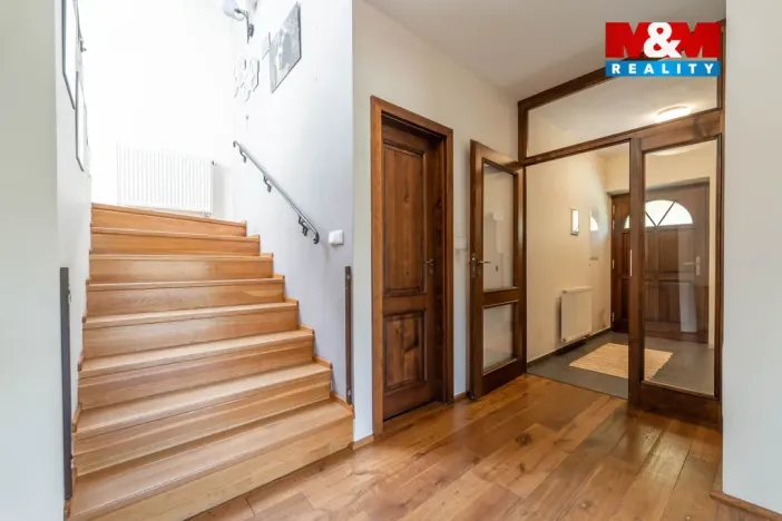 Prodej rodinného domu, Mořina, 240 m2