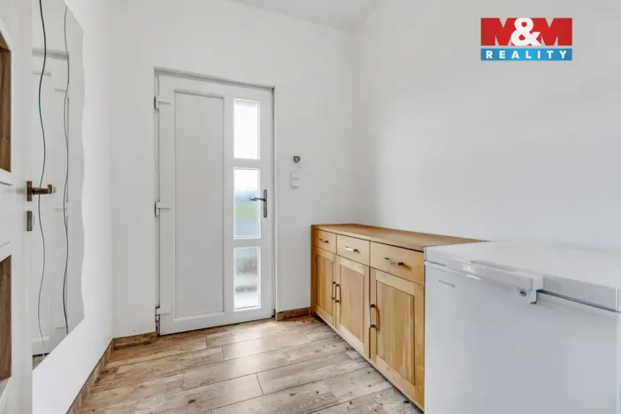 Prodej rodinného domu, Bavoryně, 74 m2