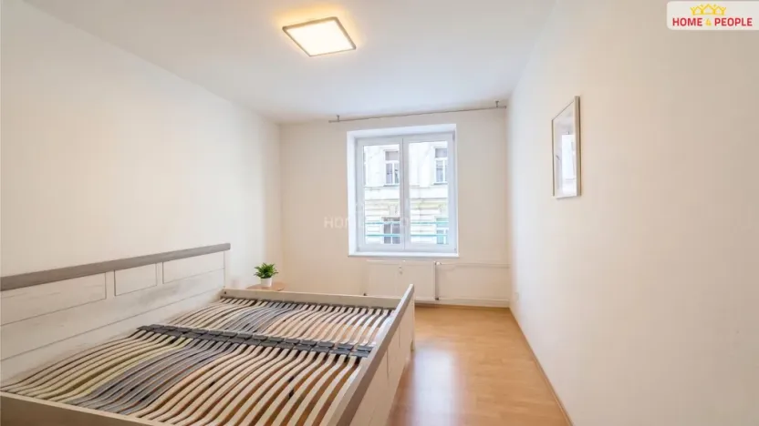 Pronájem bytu 2+kk, České Budějovice - České Budějovice 3, Riegrova, 41 m2