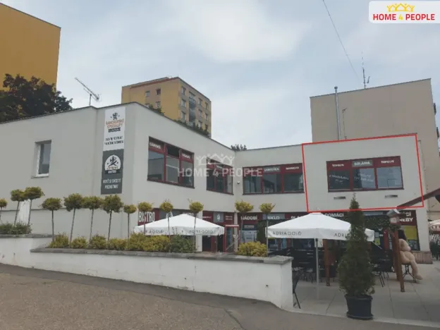 Pronájem obchodního prostoru, Benešov, Nová Pražská, 71 m2