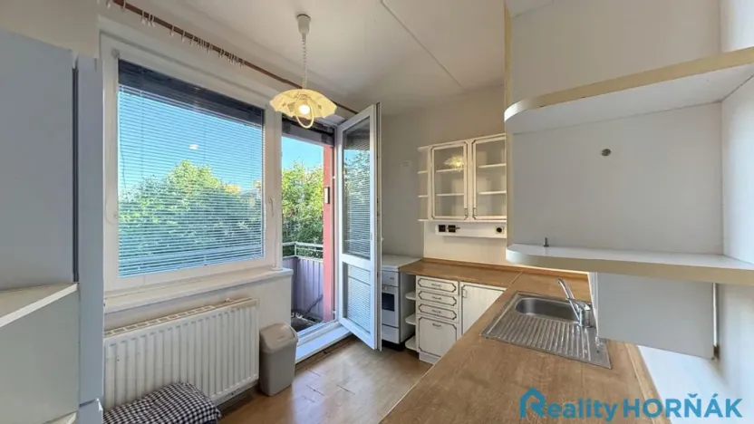 Prodej bytu 3+1, Týn nad Vltavou, Komenského, 64 m2