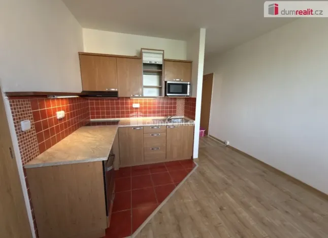Pronájem bytu 1+1, Ústí nad Labem - Severní Terasa, Šípková, 34 m2