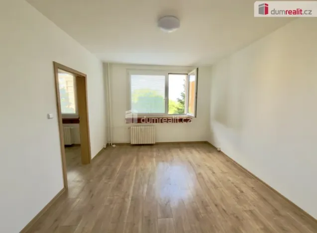 Pronájem bytu 1+1, Ústí nad Labem - Severní Terasa, Šípková, 34 m2