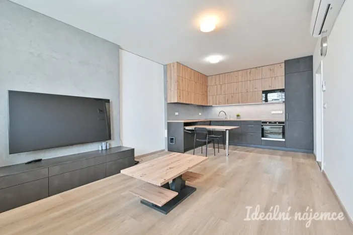 Pronájem bytu 2+kk, Brno - Trnitá, Placzkova, 51 m2