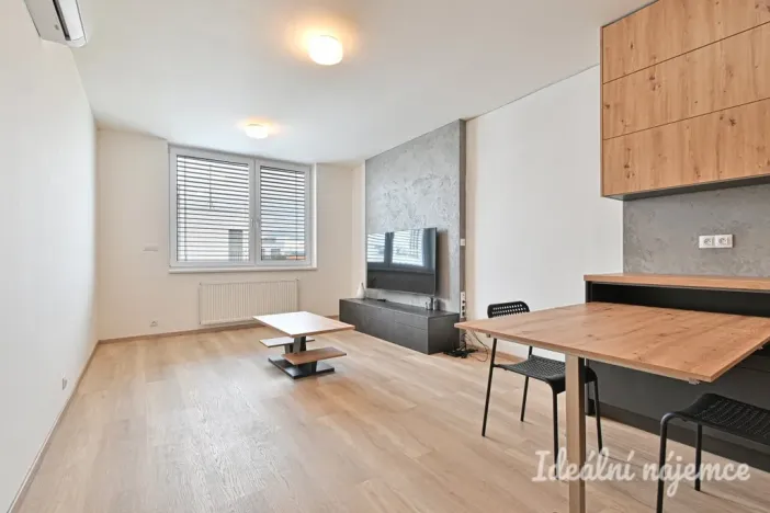 Pronájem bytu 2+kk, Brno - Trnitá, Placzkova, 51 m2