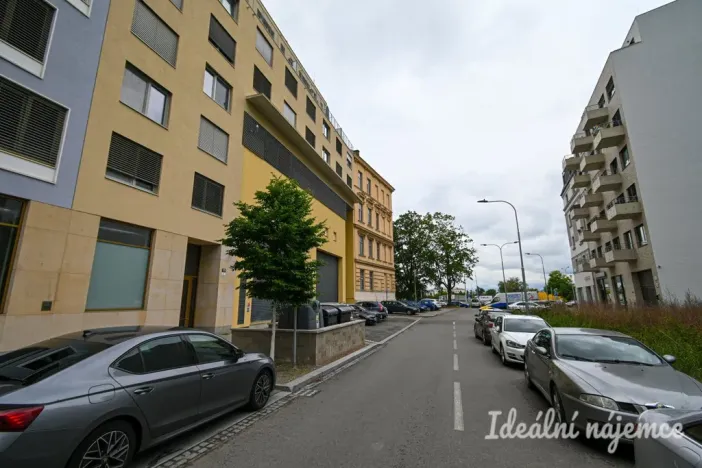 Pronájem bytu 2+kk, Brno - Trnitá, Placzkova, 51 m2