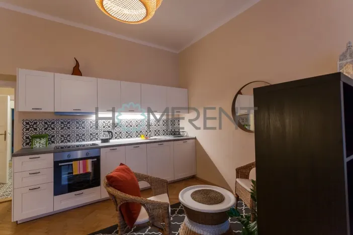 Pronájem bytu 1+kk, Praha - Nusle, Sekaninova, 35 m2
