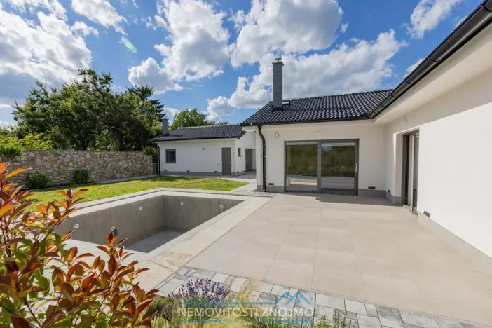 Prodej rodinného domu, Dobšice, Akátová, 217 m2