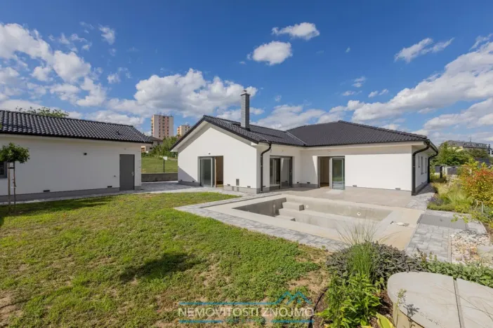 Prodej rodinného domu, Dobšice, Akátová, 217 m2