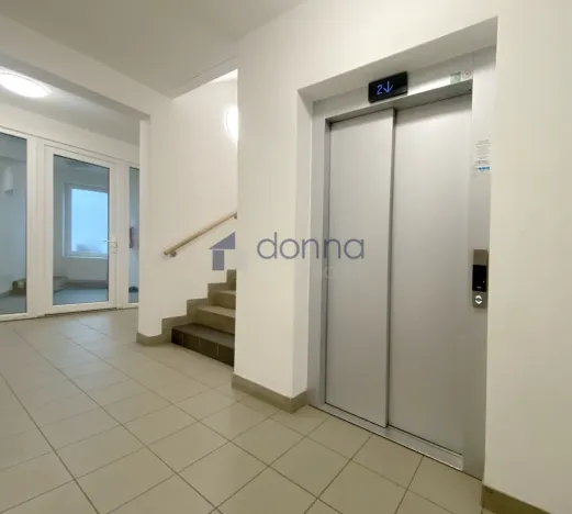 Pronájem bytu 3+kk, Praha, Pod radnicí, 75 m2