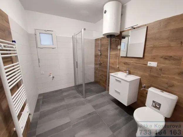 Pronájem bytu 1+kk, Krnov - Pod Cvilínem, Textilní, 34 m2