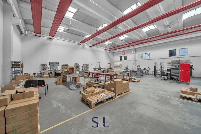 Prodej výrobních prostor, Turnov, Hruborohozecká, 2500 m2
