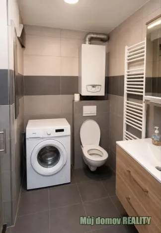 Pronájem bytu 2+kk, Praha - Žižkov, 52 m2