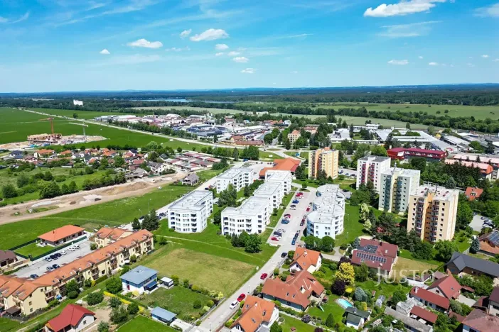Prodej bytu 3+kk, Třeboň, U Francouzů, 78 m2