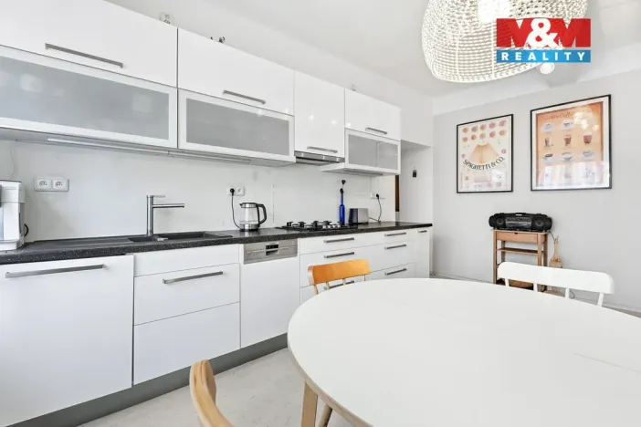 Prodej bytu 2+1, Praha - Žižkov, Jeseniova, 74 m2