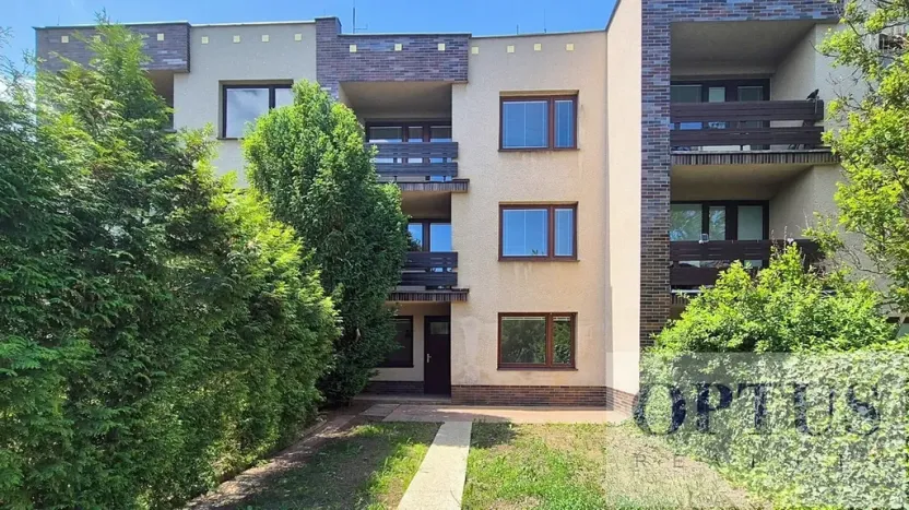 Pronájem rodinného domu, Praha - Háje, K jezeru, 306 m2