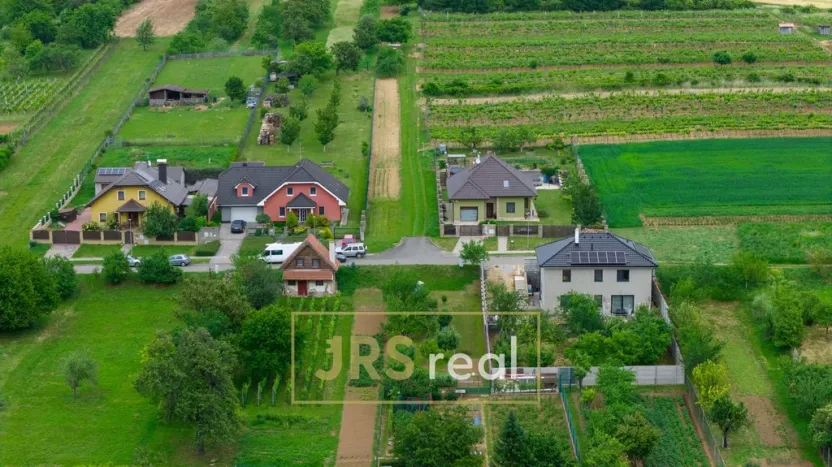 Prodej pozemku pro bydlení, Moravany, 399 m2