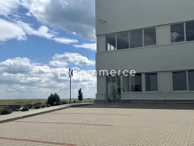 Pronájem kanceláře, Brno, Letiště Brno-Tuřany, 300 m2