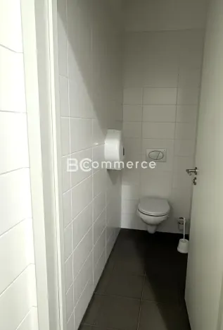 Pronájem kanceláře, Brno, Letiště Brno-Tuřany, 300 m2