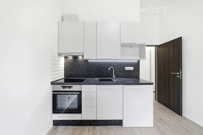 Prodej bytu 2+kk, Praha - Libeň, V zahradách, 39 m2