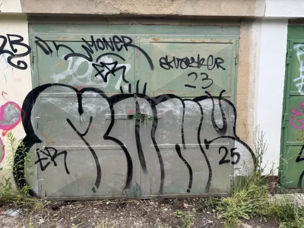 Prodej garáže, Praha, Na Větrníku, 21 m2
