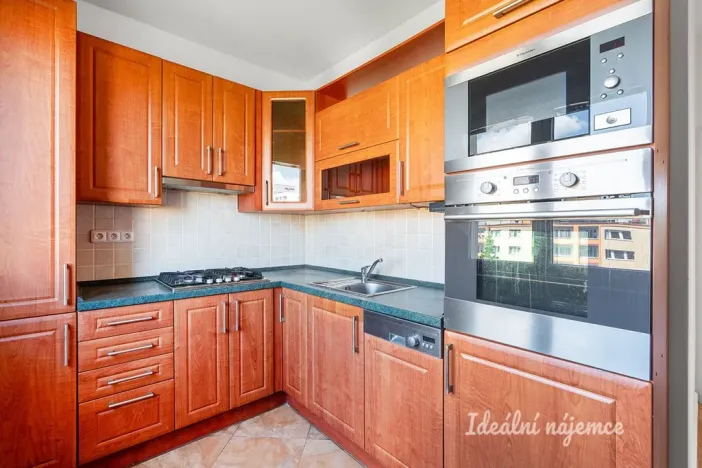 Pronájem bytu 2+1, Praha, Africká, 51 m2