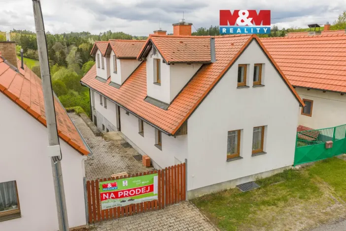 Prodej rodinného domu, Krakovec, 200 m2