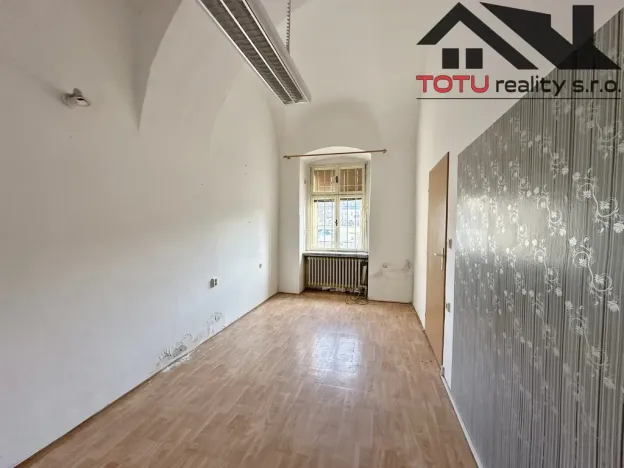 Pronájem obchodního prostoru, Jaroměř, Zdeňka Němečka, 82 m2