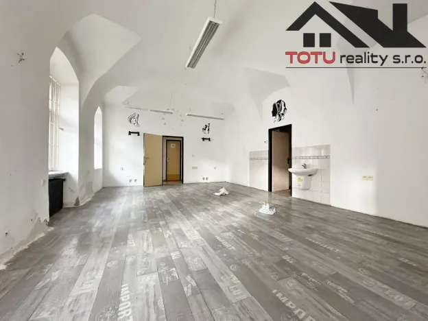 Pronájem obchodního prostoru, Jaroměř, Zdeňka Němečka, 82 m2