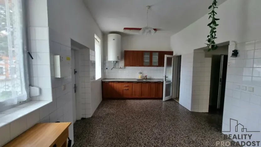 Pronájem obchodního prostoru, Moravský Krumlov, 70 m2