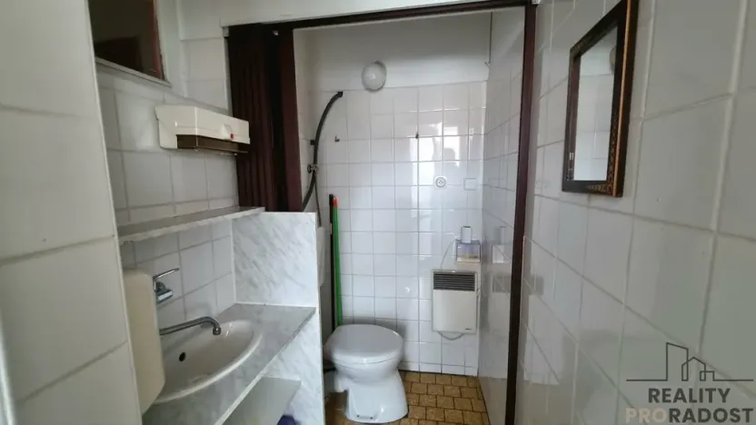 Pronájem obchodního prostoru, Moravský Krumlov, 70 m2
