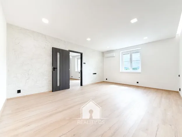 Pronájem bytu 2+kk, Ústí nad Labem, Mezidomí, 52 m2