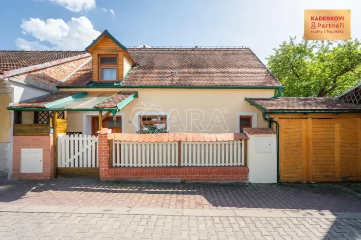 Prodej chalupy, Brno - Jehnice, 178 m2