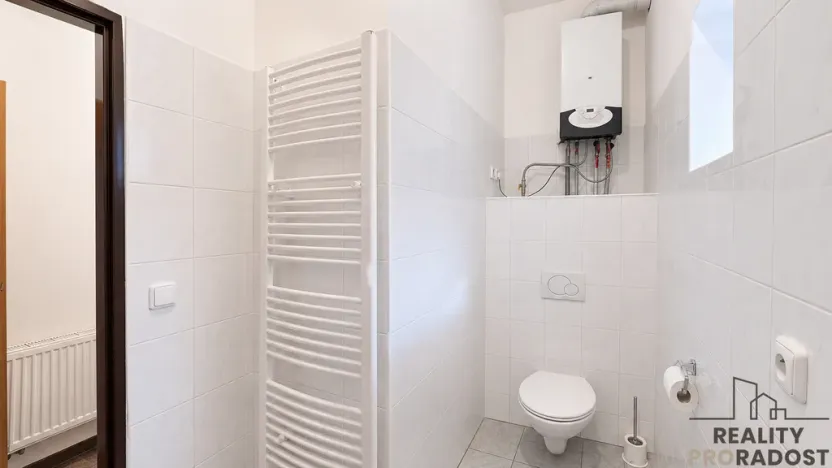 Pronájem obchodního prostoru, Hodonín, Štefánikova, 80 m2