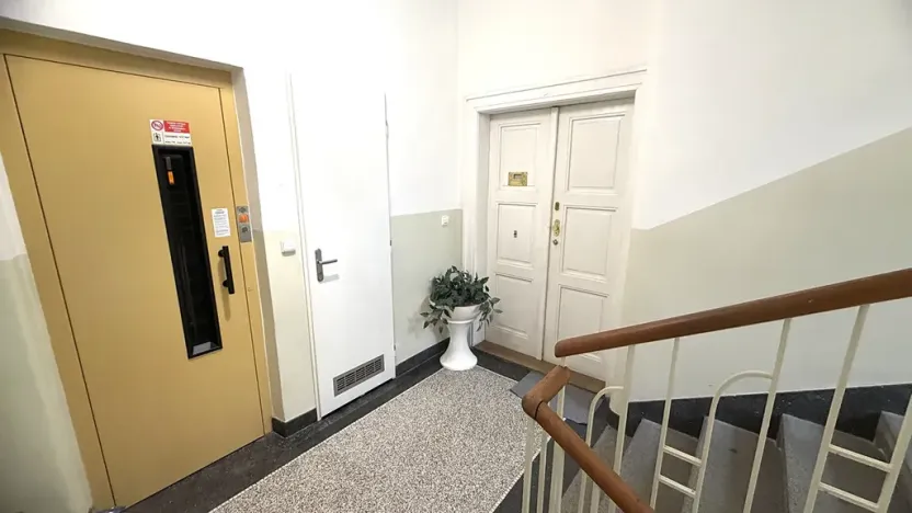 Prodej bytu 3+kk, Praha - Holešovice, Šternberkova, 100 m2