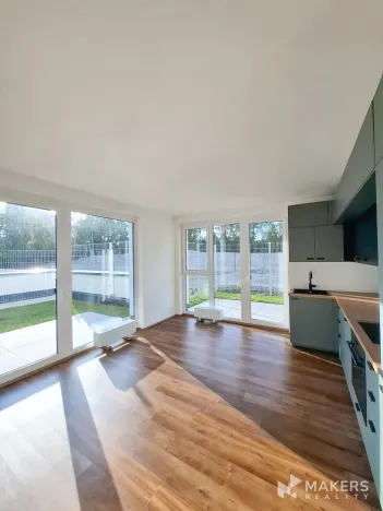 Pronájem bytu 2+kk, Praha - Vysočany, Pod Harfou, 45 m2